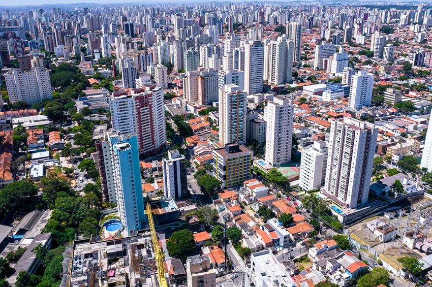Conheça os 10 bairros com os condomínios mais caros de São Paulo.